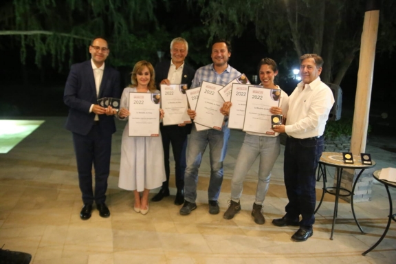 Coahuila gana el Premio “Vino Revelación de México 2022 y la “Gran Medalla de Oro” del Concours Mondial Bruxelles